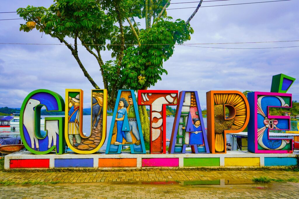 letrero-guatape